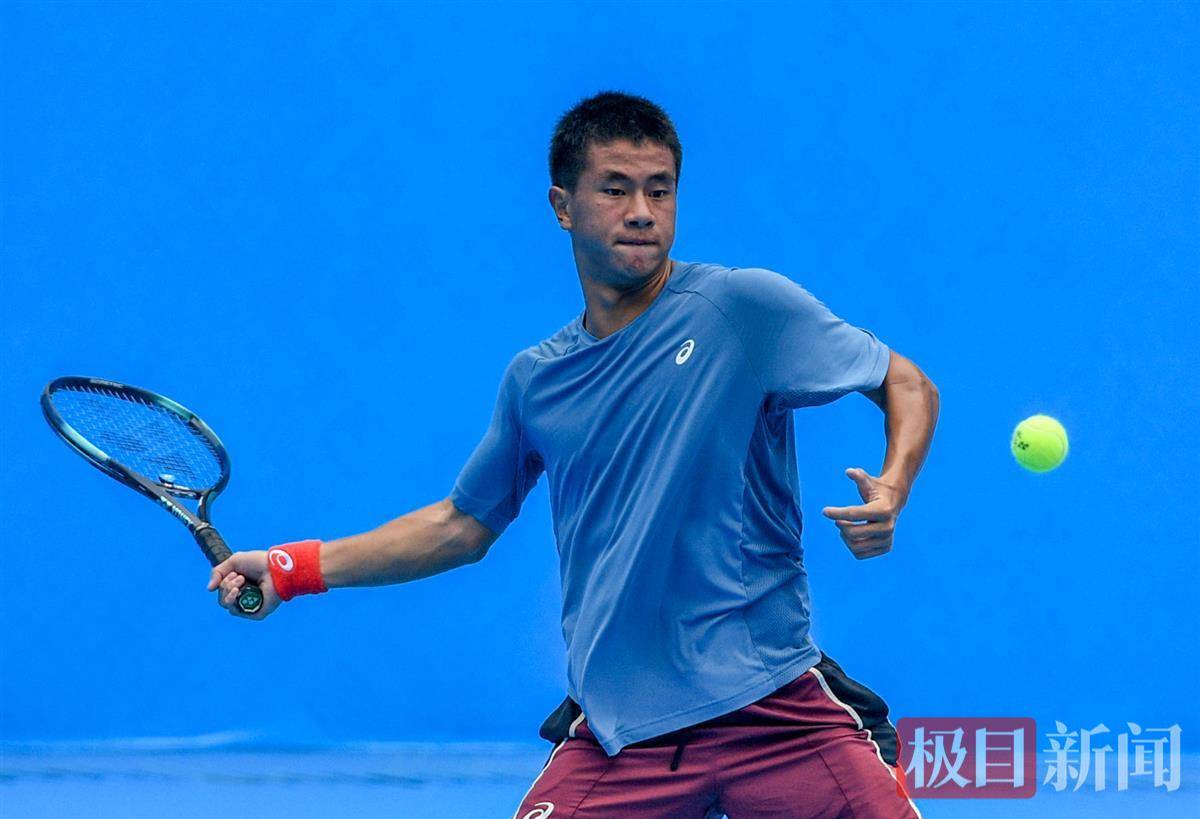 C羅在更衣 C羅在更衣